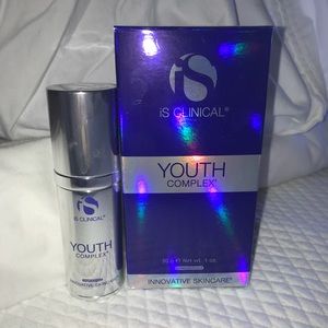 iS CLINICAL YOUTH COMPLEX